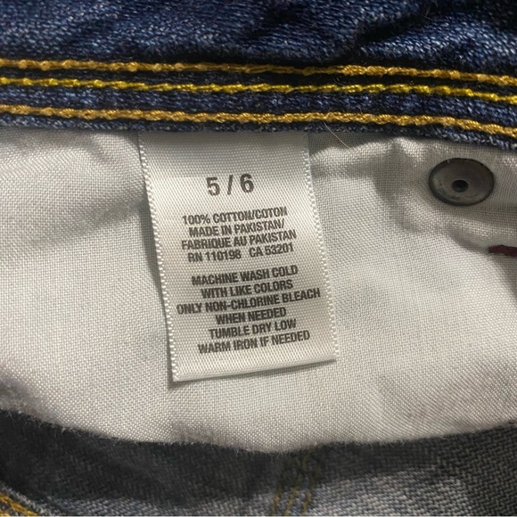 Aeropostale Dark Wash Distressed Cuffed Jean Denim Shorts - Picture 5 of 5